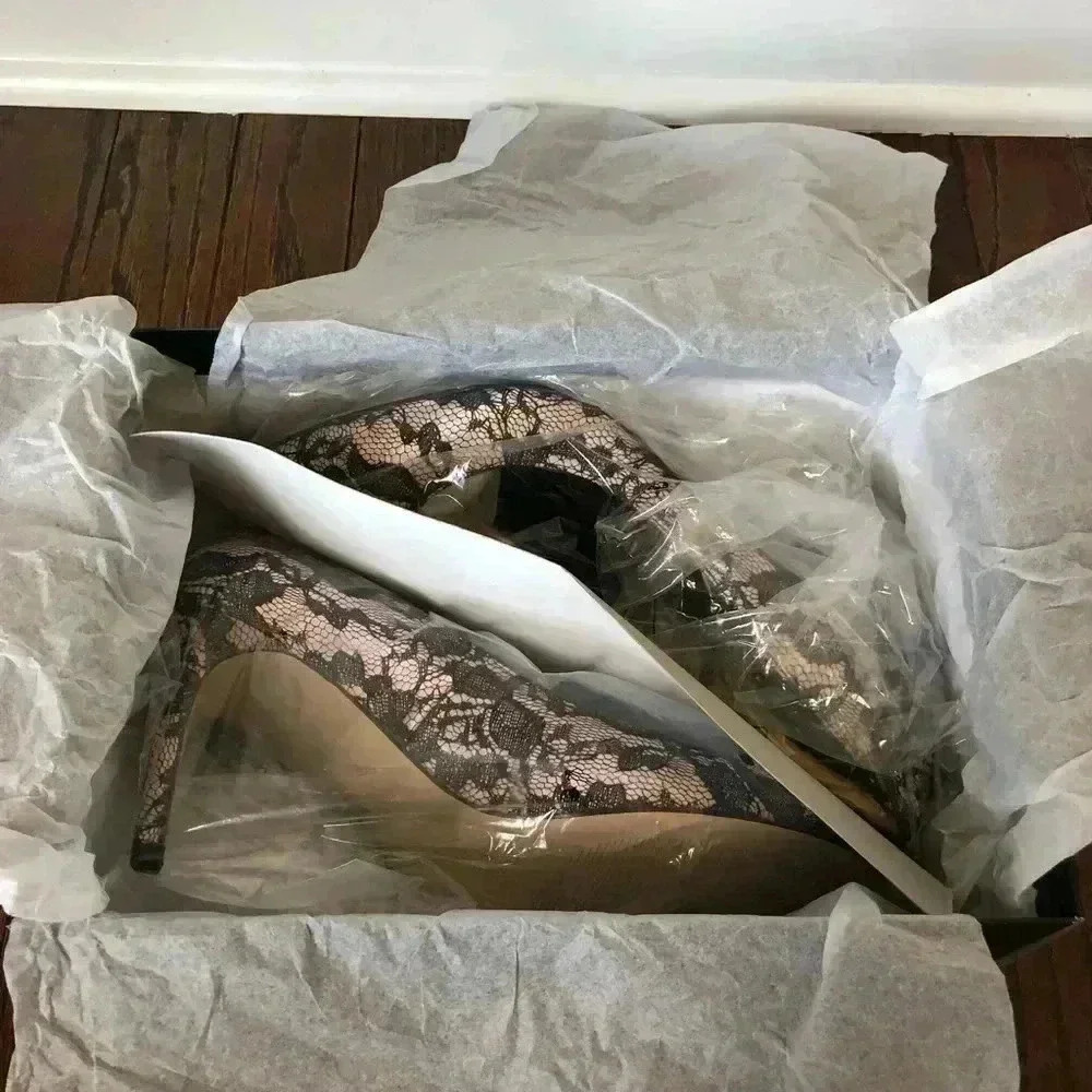 Ann Taylor Women’s 8 Black Lace Shimmer Pink Pump w/3.5” Heel - NEW IN BOX!! - Picture 8 of 11